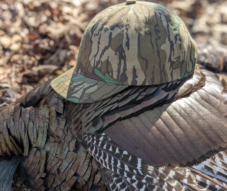 Short billed bow hunter hat